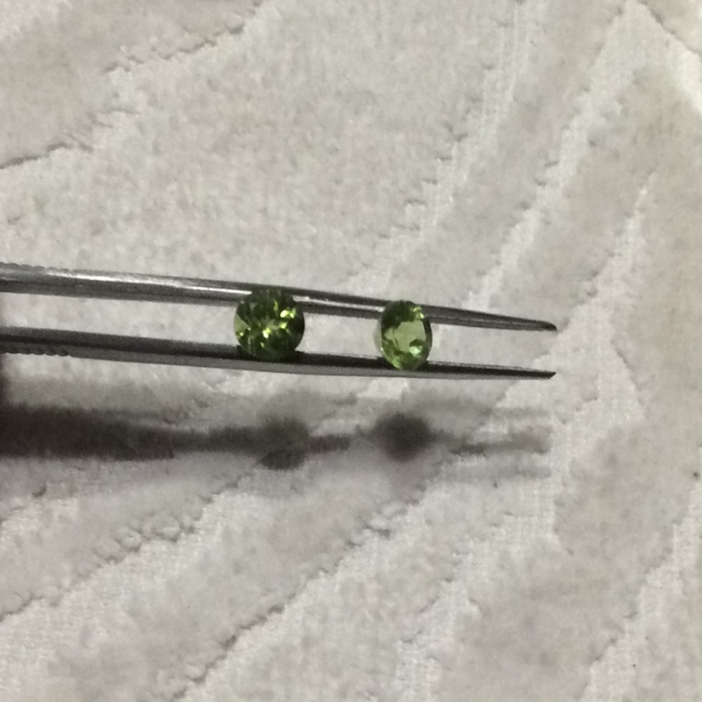 6mm Round Peridot Gemstone Matching Set - image 1